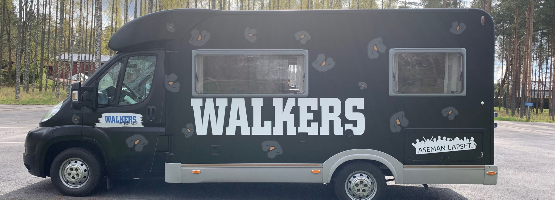 Pyhtäälle tuleva Walkers-auto eli Wauto on nimeltään Pantteri.